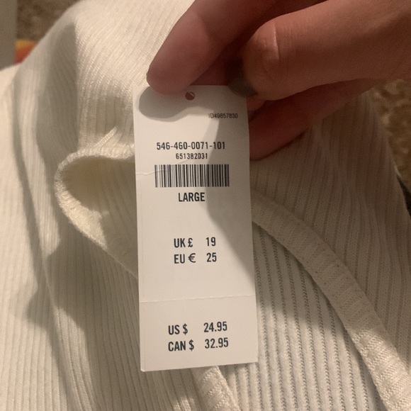 Tank - Picture 3 of 3